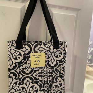 Thirty-One Organizing Tote / New